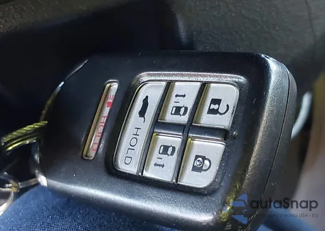 2016 Honda Odyssey Touring/Touring Elite from USA, damaged, VIN 5FNRL5H92GB169673